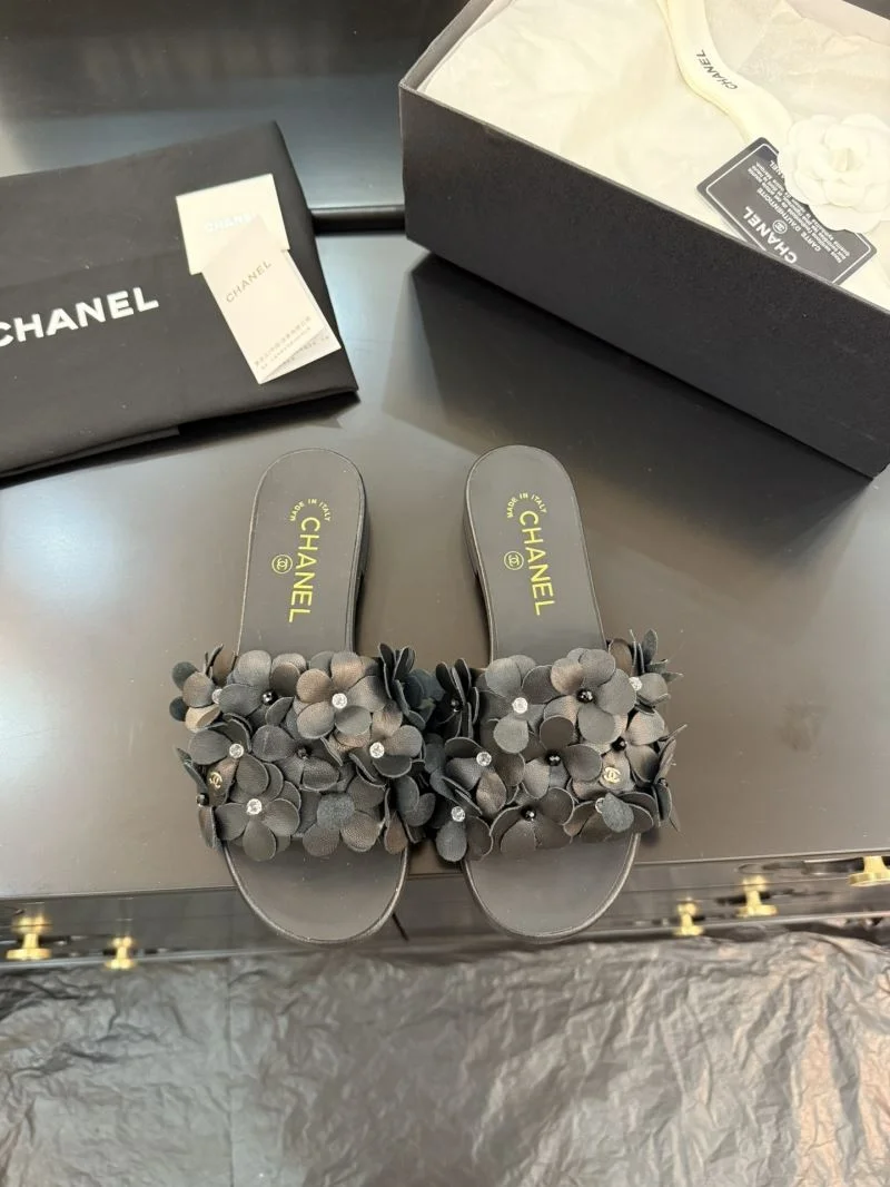 Lightweight Chanel Slippers 18681