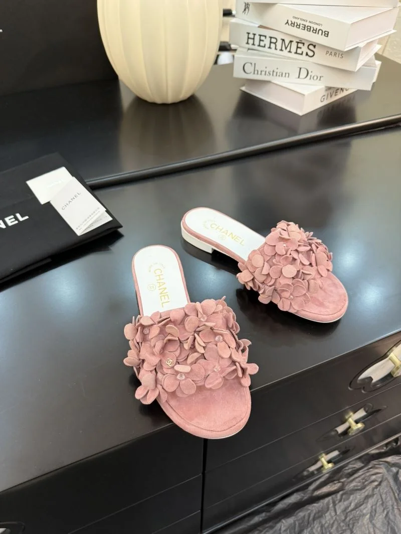 Chanel Slippers Contemporary 18679
