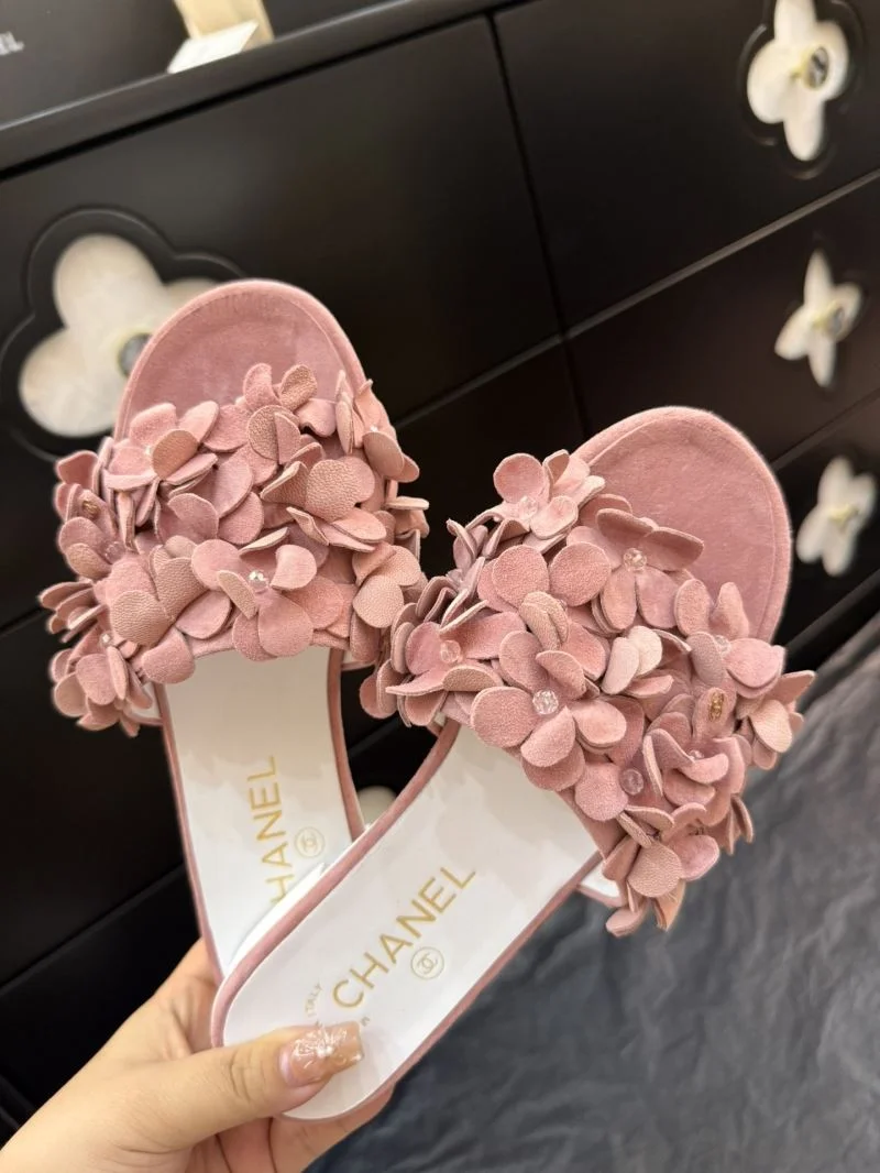 Chanel Slippers Contemporary 18679