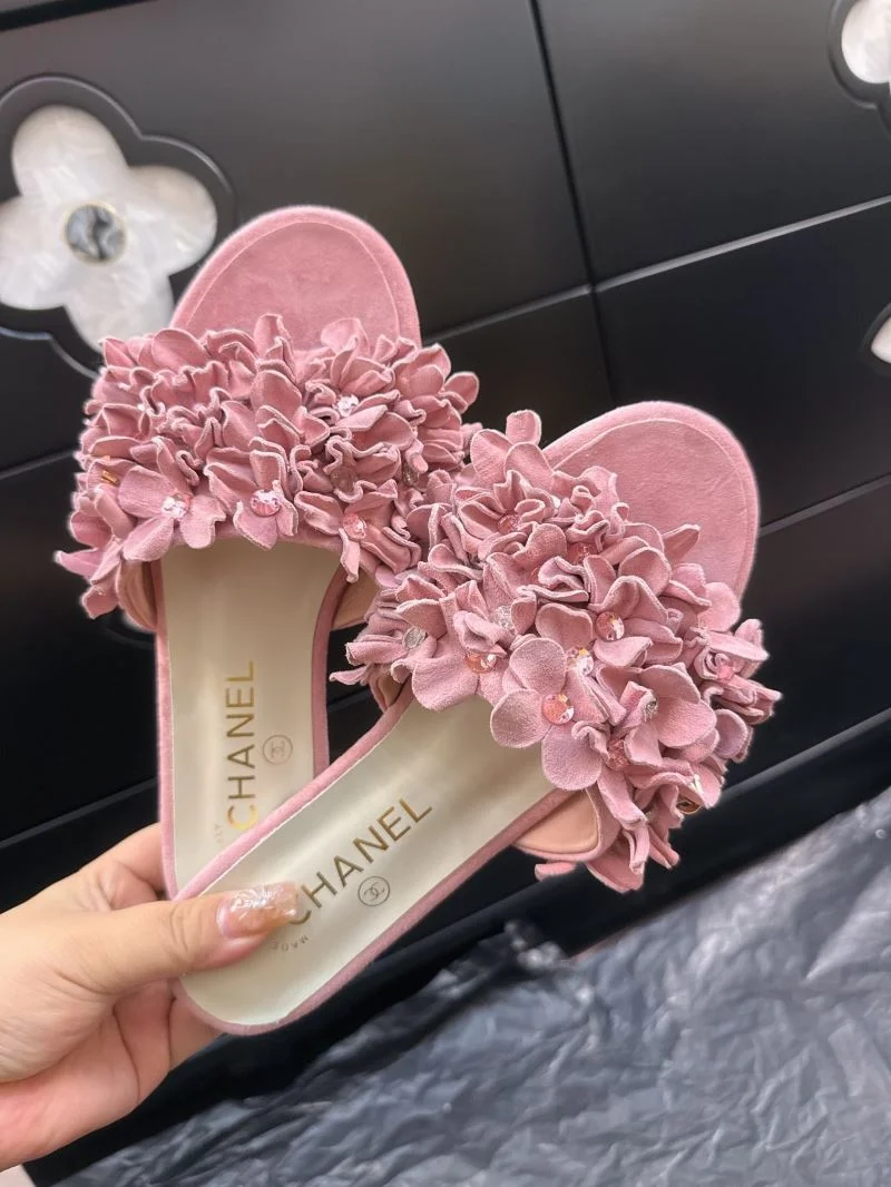 Chanel Slippers StreetReady 18760
