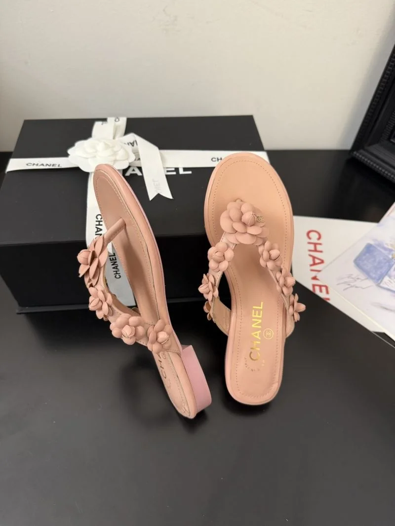 Chanel Slippers Modern 18685