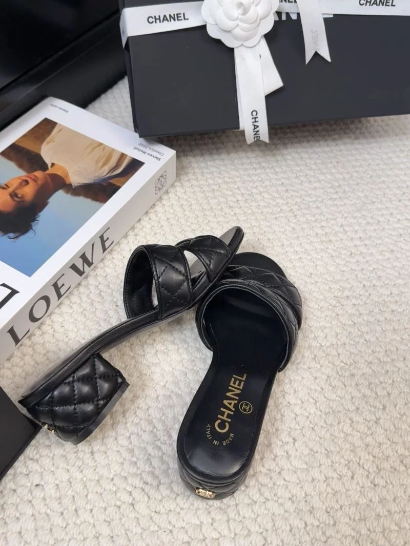 Chanel Slippers Premium 18683