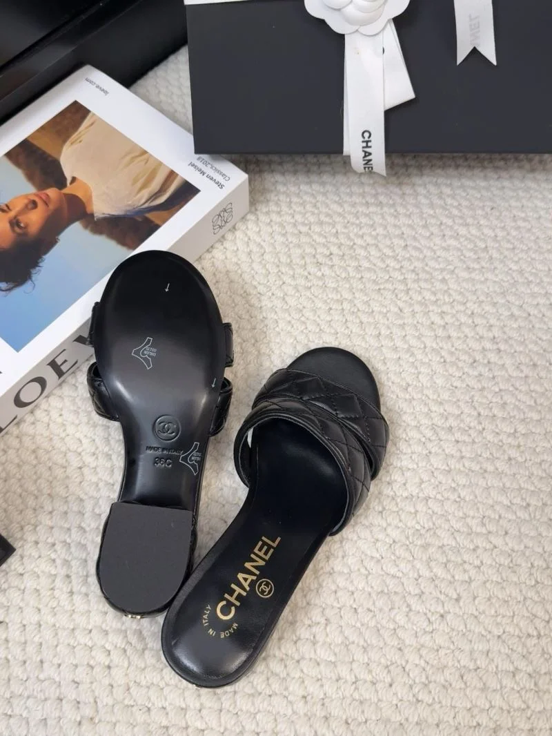 Chanel Slippers Premium 18683