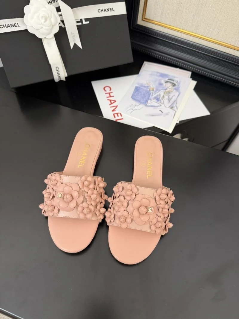 Timeless Chanel Slippers 18670