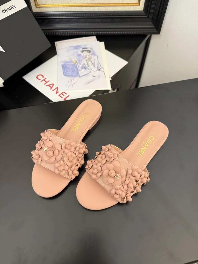 Timeless Chanel Slippers 18670