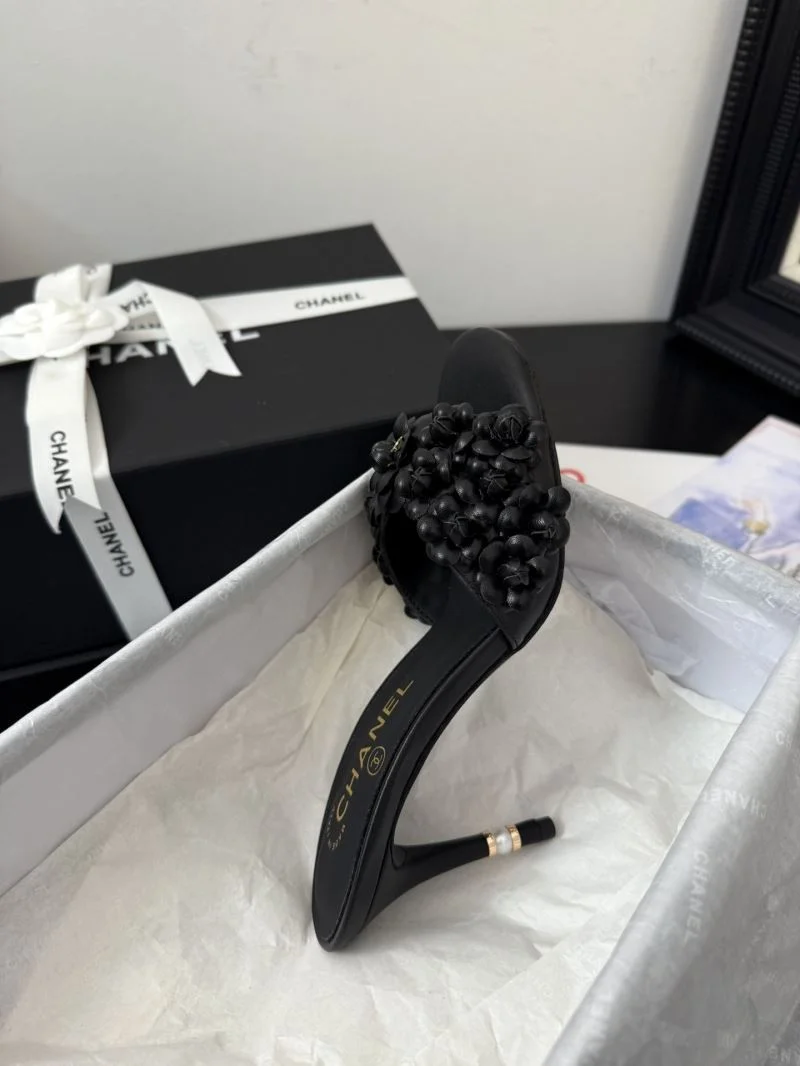 Chanel Slippers AllSeason 18732