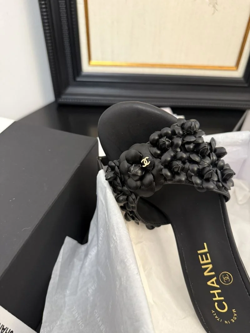 Chanel Slippers AllSeason 18732