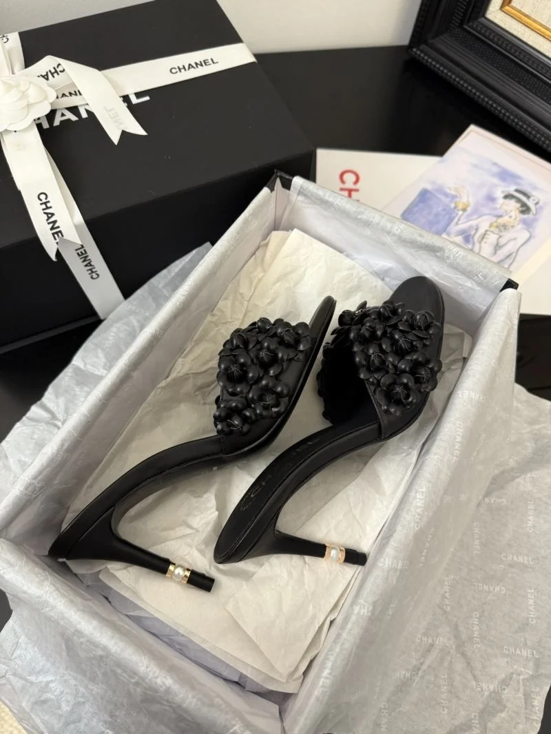 Chanel Slippers AllSeason 18732