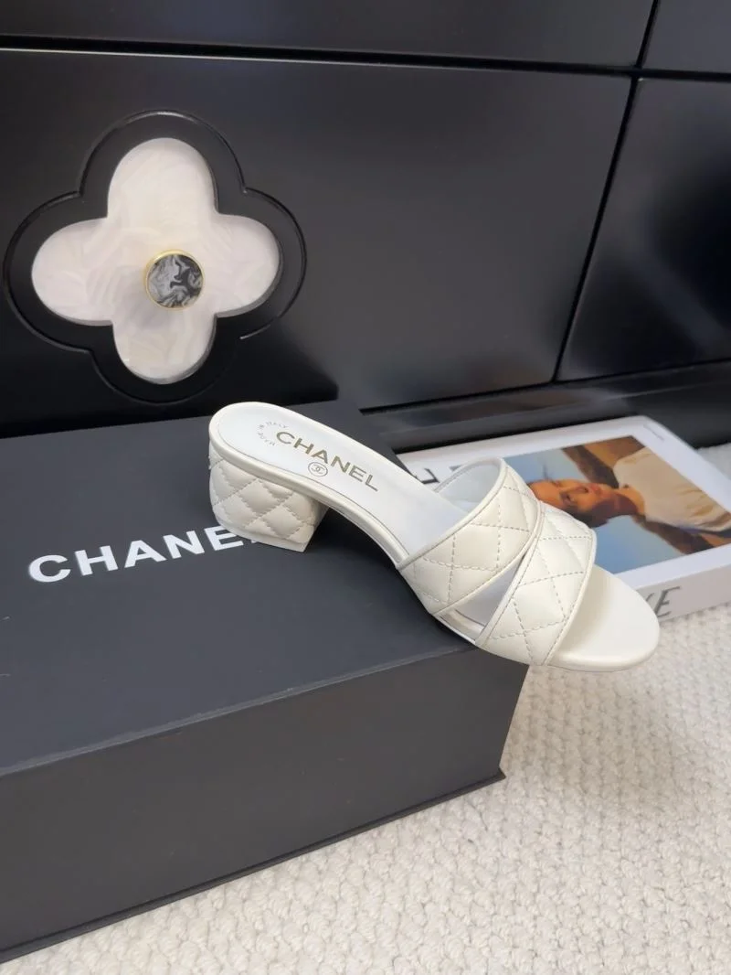 Chanel Slippers Practical 18675