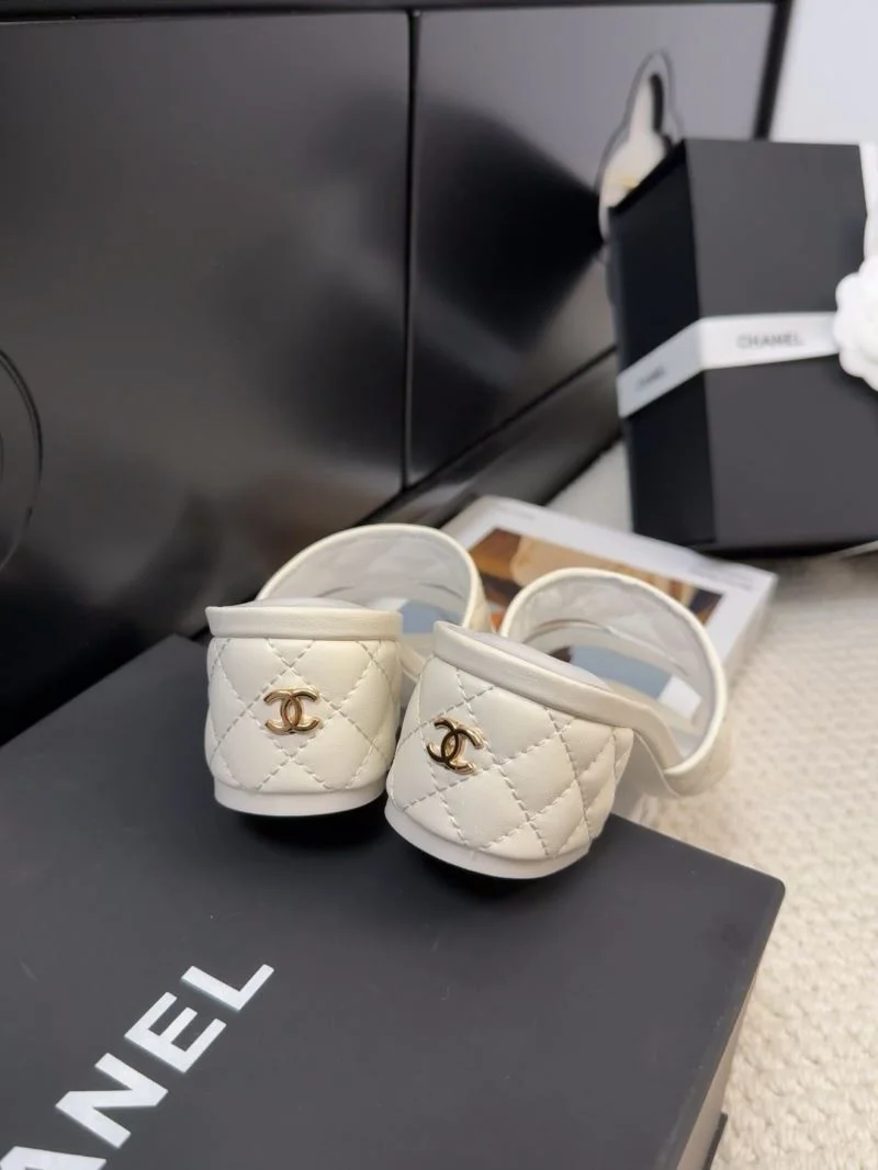 Chanel Slippers Practical 18675