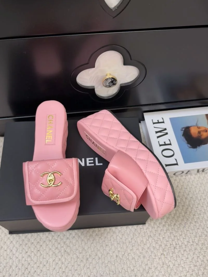 OnTrend Chanel Slippers 17231