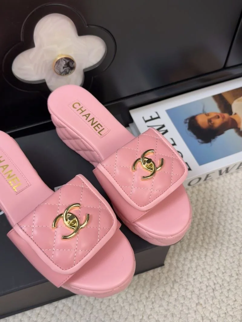 OnTrend Chanel Slippers 17231