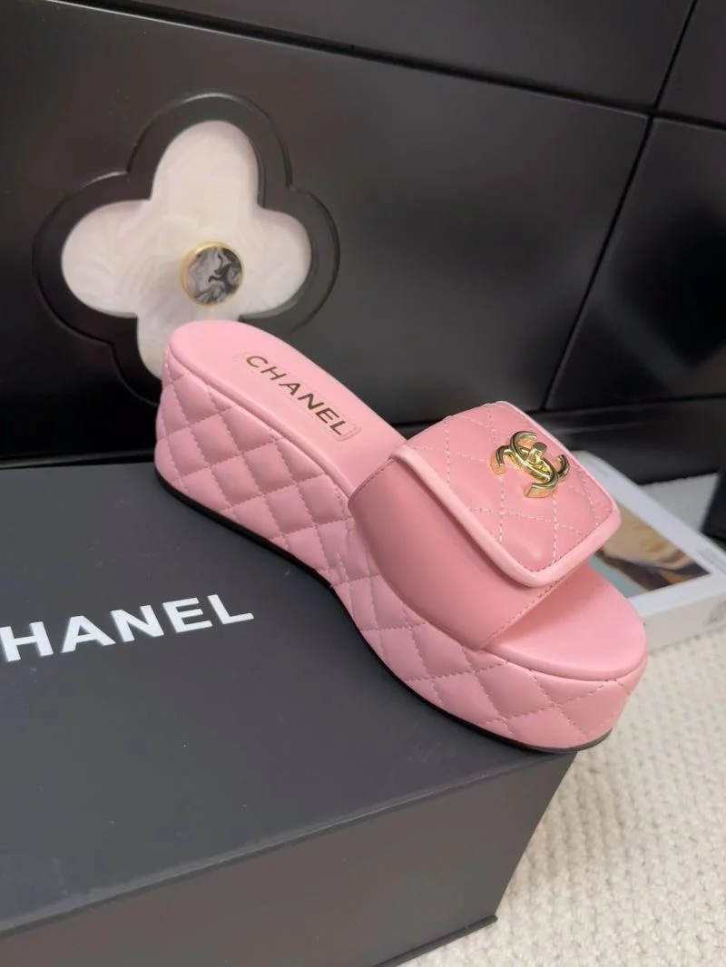 OnTrend Chanel Slippers 17231
