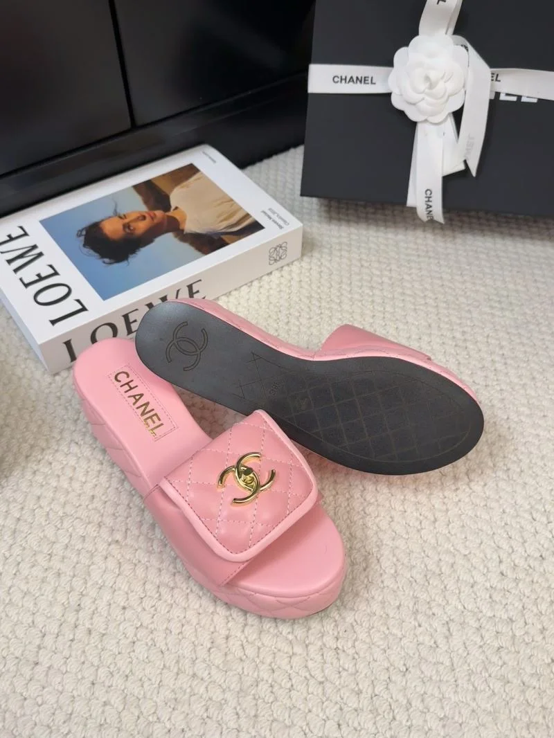 OnTrend Chanel Slippers 17231