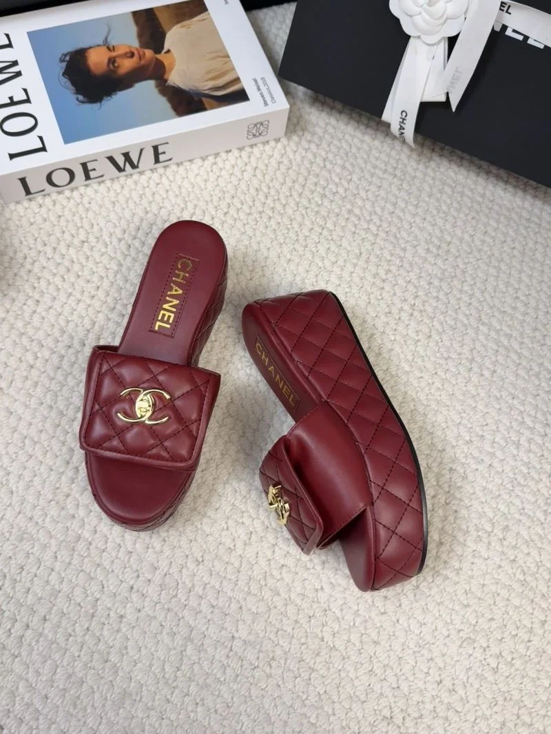 Chanel Slippers Vibrant 18662