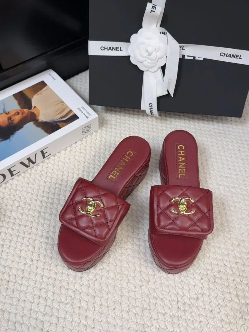 Chanel Slippers Vibrant 18662