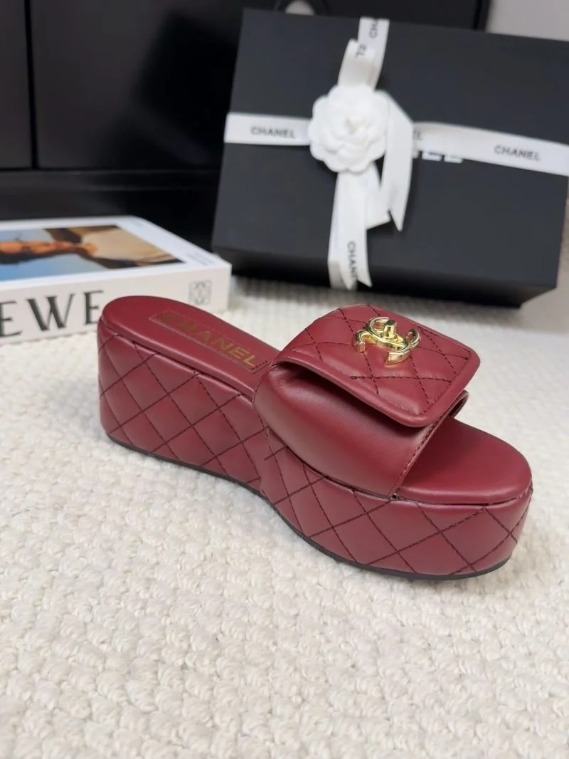 Chanel Slippers Vibrant 18662