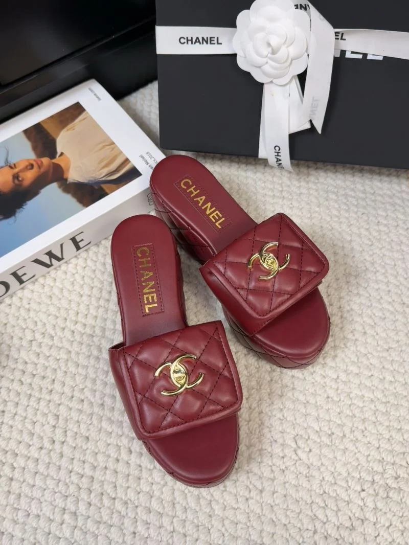 Chanel Slippers Vibrant 18662
