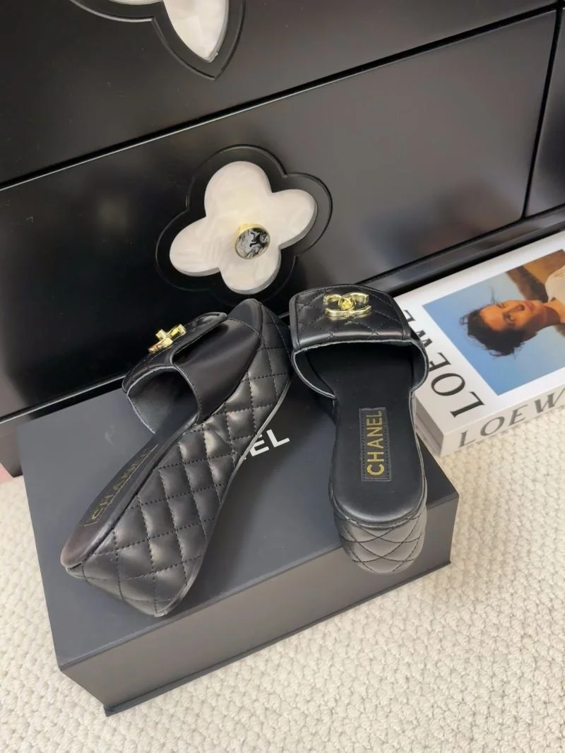 Chanel Slippers Stretchable 18664