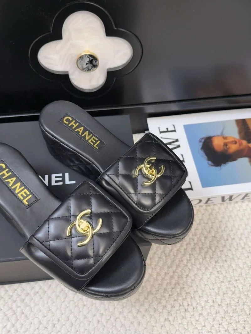 Chanel Slippers Stretchable 18664