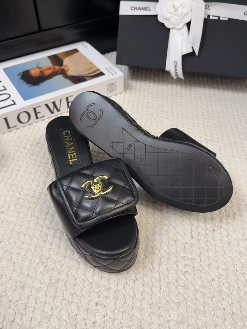 Chanel Slippers Stretchable 18664