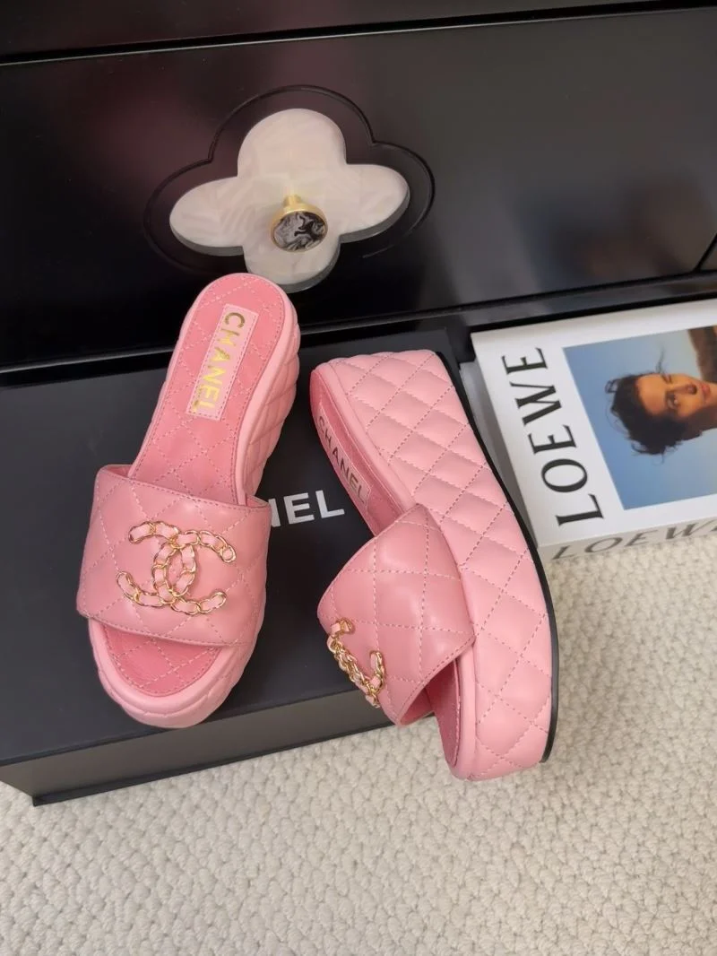 OnTrend Chanel Slippers 18653