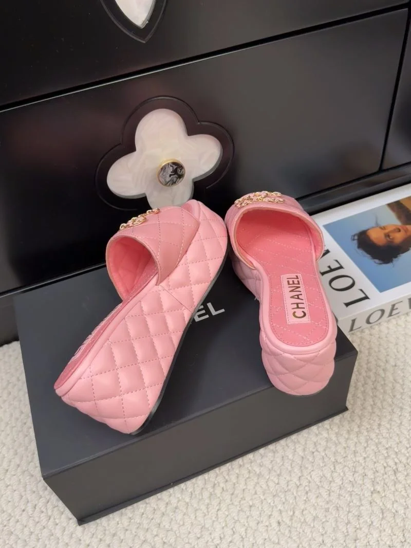OnTrend Chanel Slippers 18653