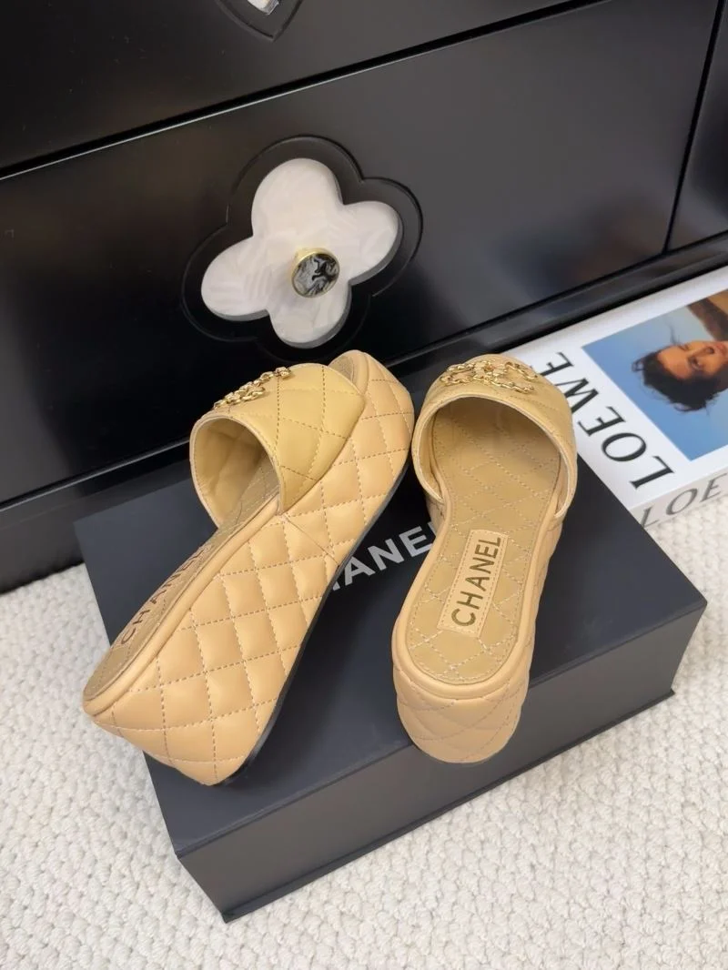 Chanel Slippers Breathable 18660
