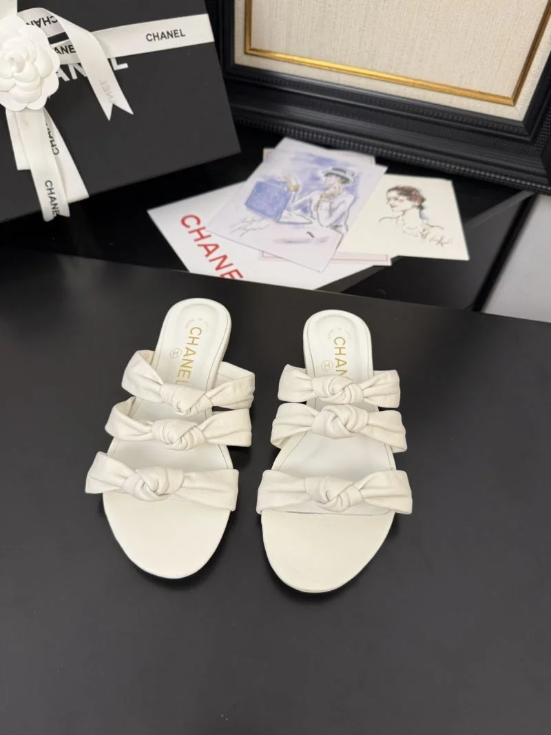 Chanel Slippers Neat 18651