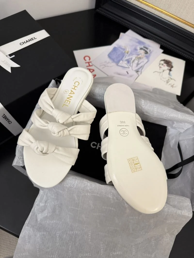 Chanel Slippers Neat 18651
