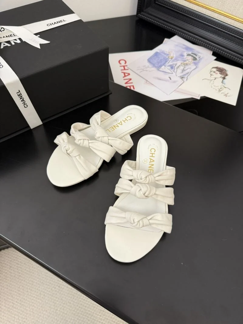 Chanel Slippers Neat 18651