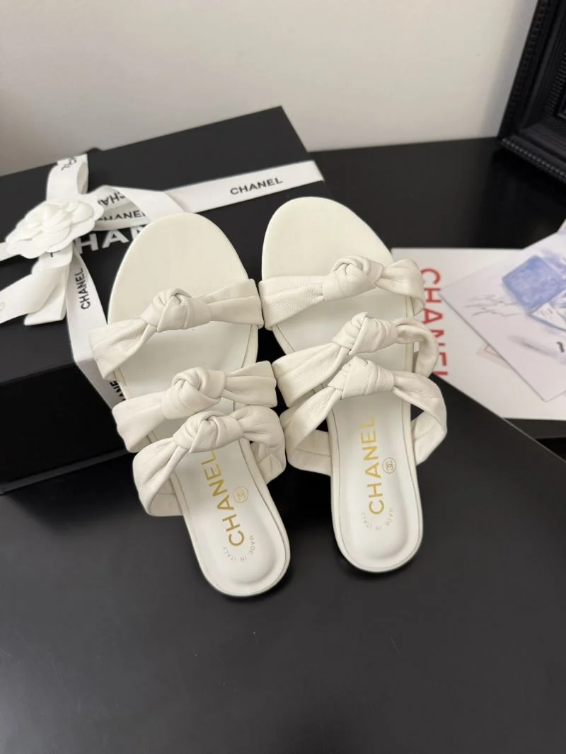 Chanel Slippers Neat 18651