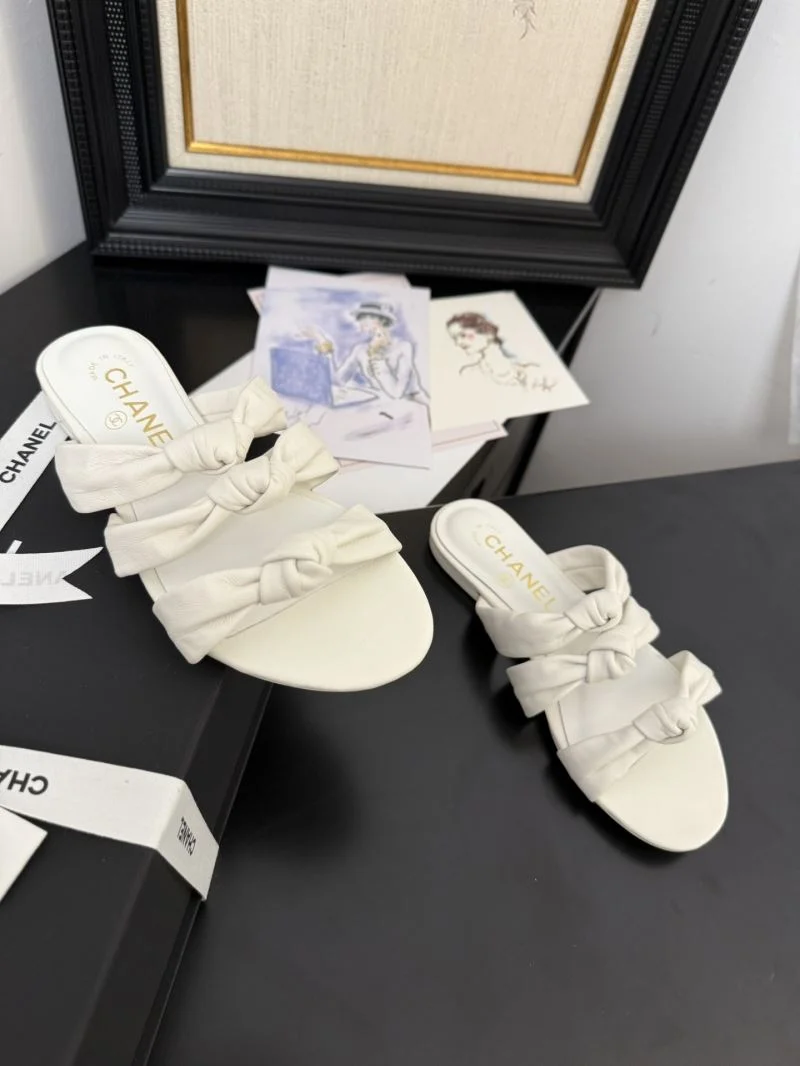 Chanel Slippers Neat 18651
