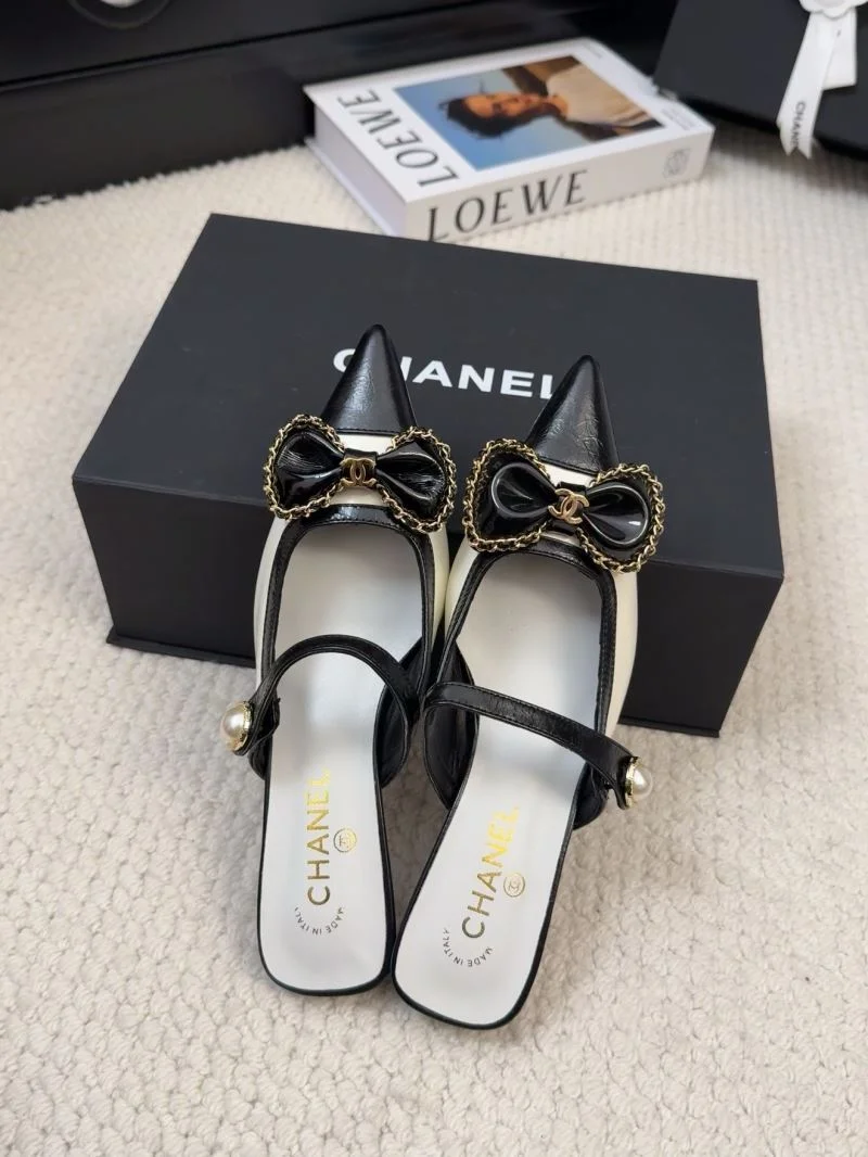 Breathable Chanel Slippers 18636