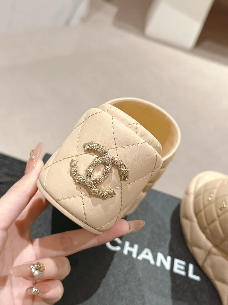 Chanel Slippers AllSeason 18638