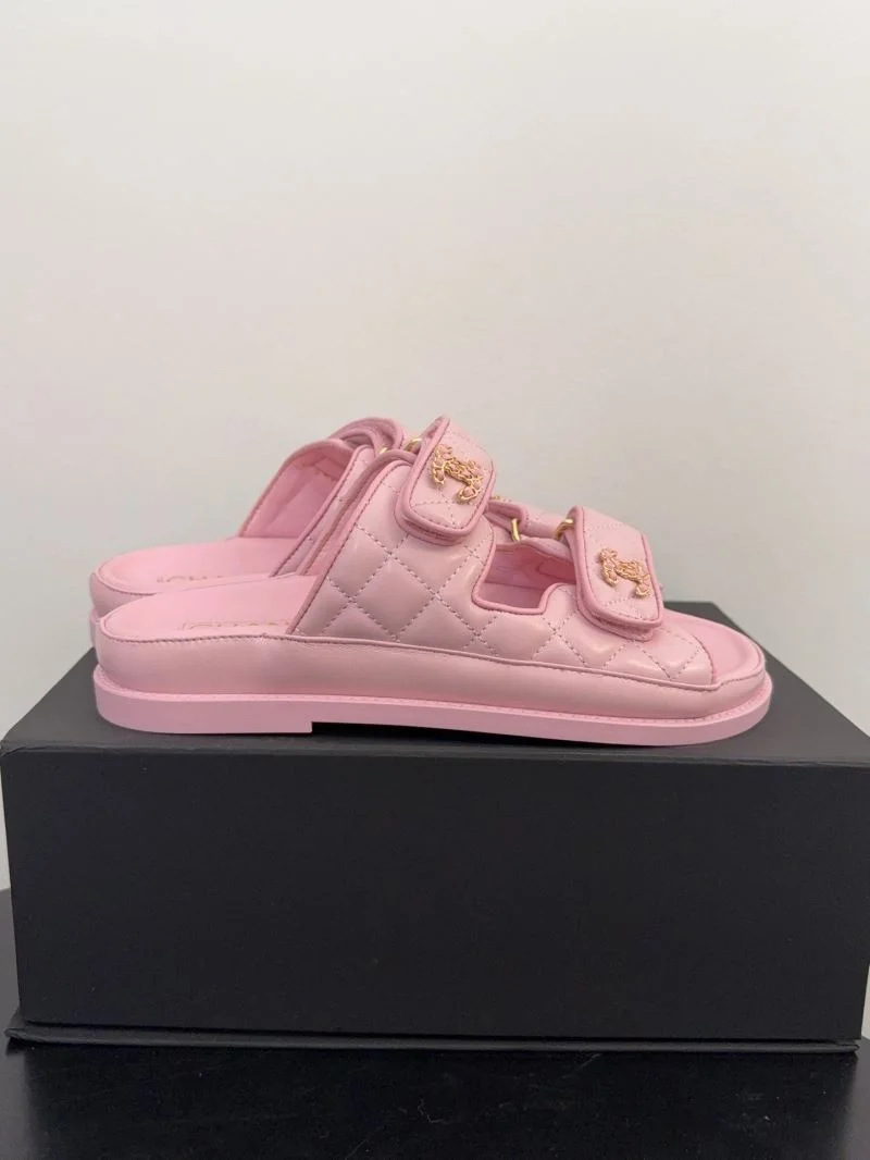 Chanel Slippers Tailored 18635