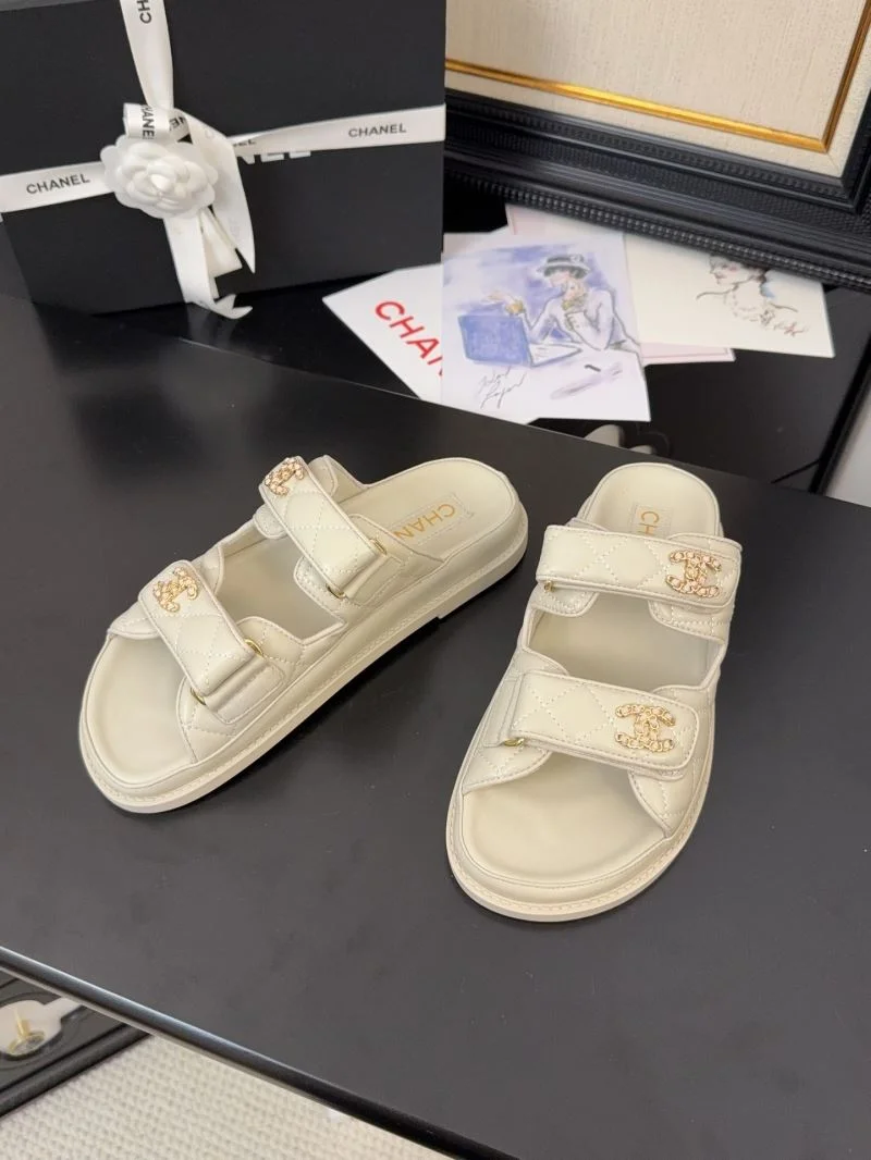 FreshLook Chanel Slippers 18623