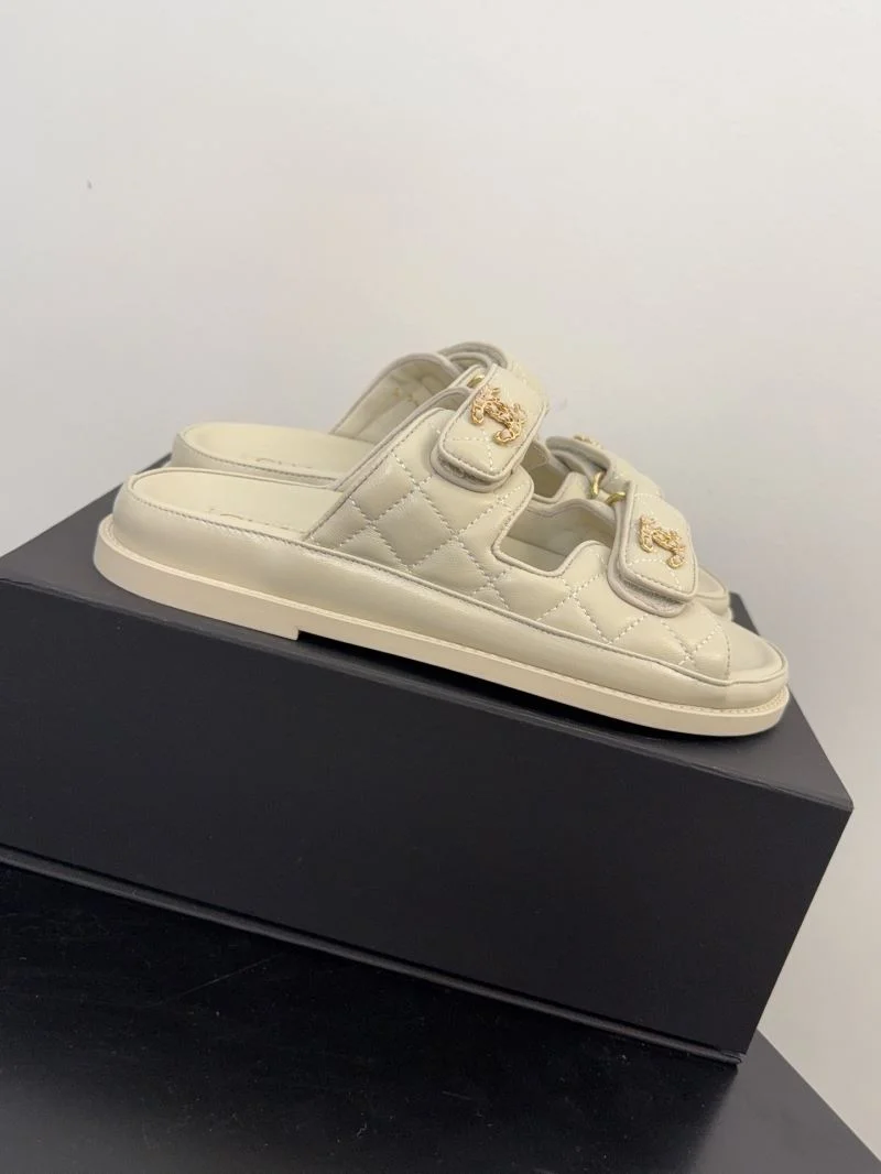 FreshLook Chanel Slippers 18623