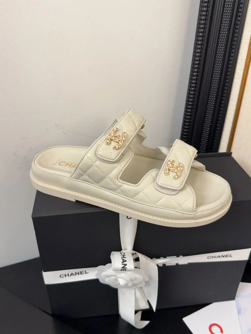 FreshLook Chanel Slippers 18623
