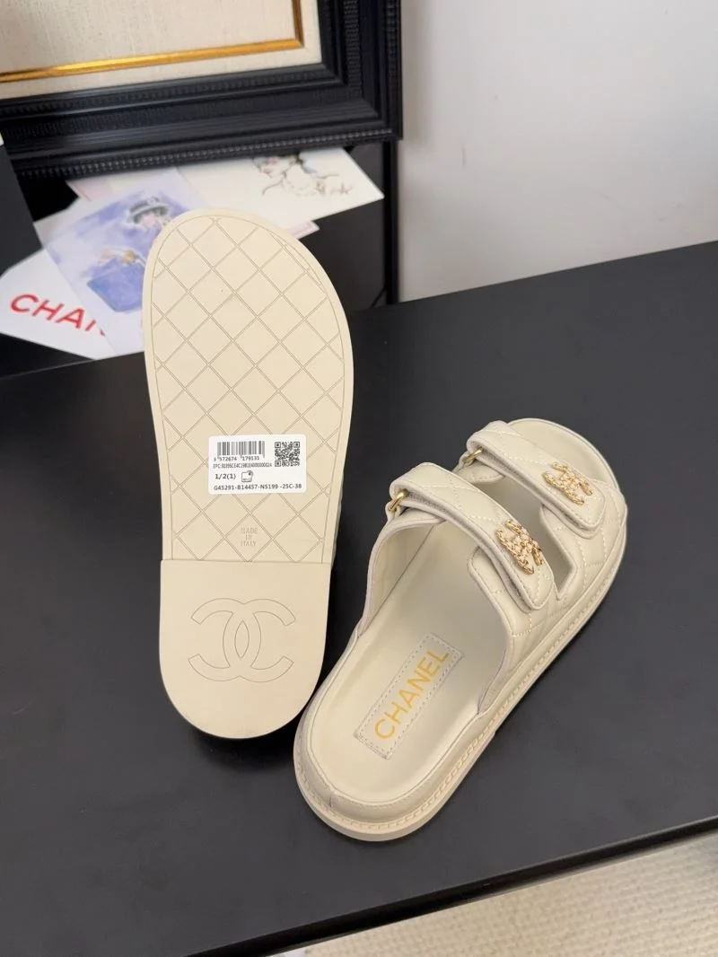 FreshLook Chanel Slippers 18623