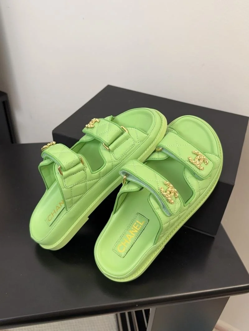 Chanel Slippers ComfortFit 18622