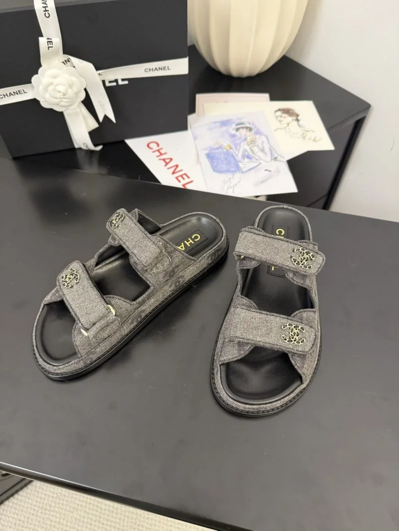 Packable Chanel Slippers 18676