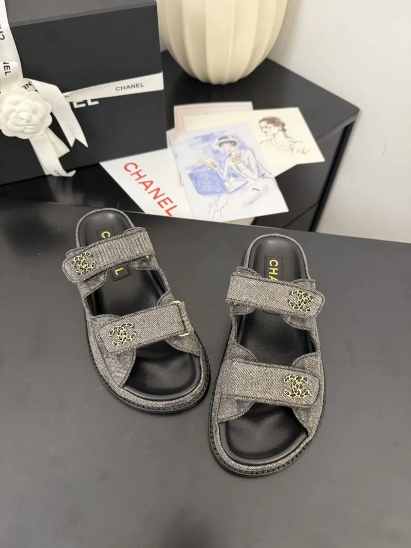 Packable Chanel Slippers 18676