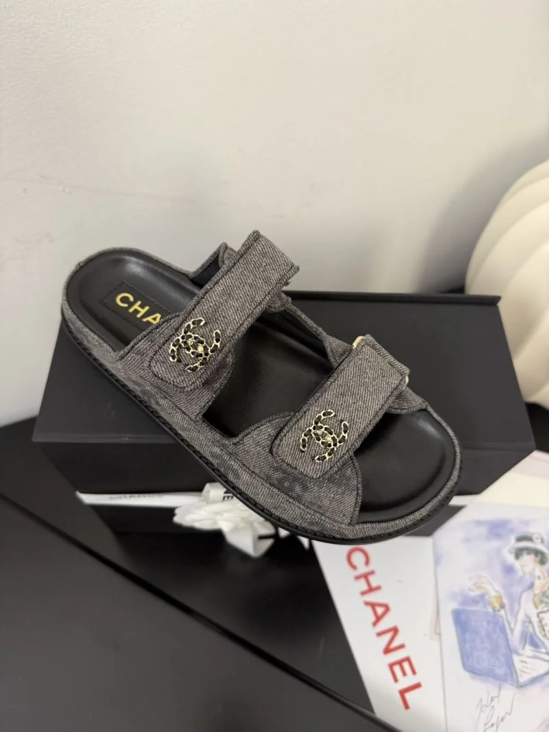 Packable Chanel Slippers 18676