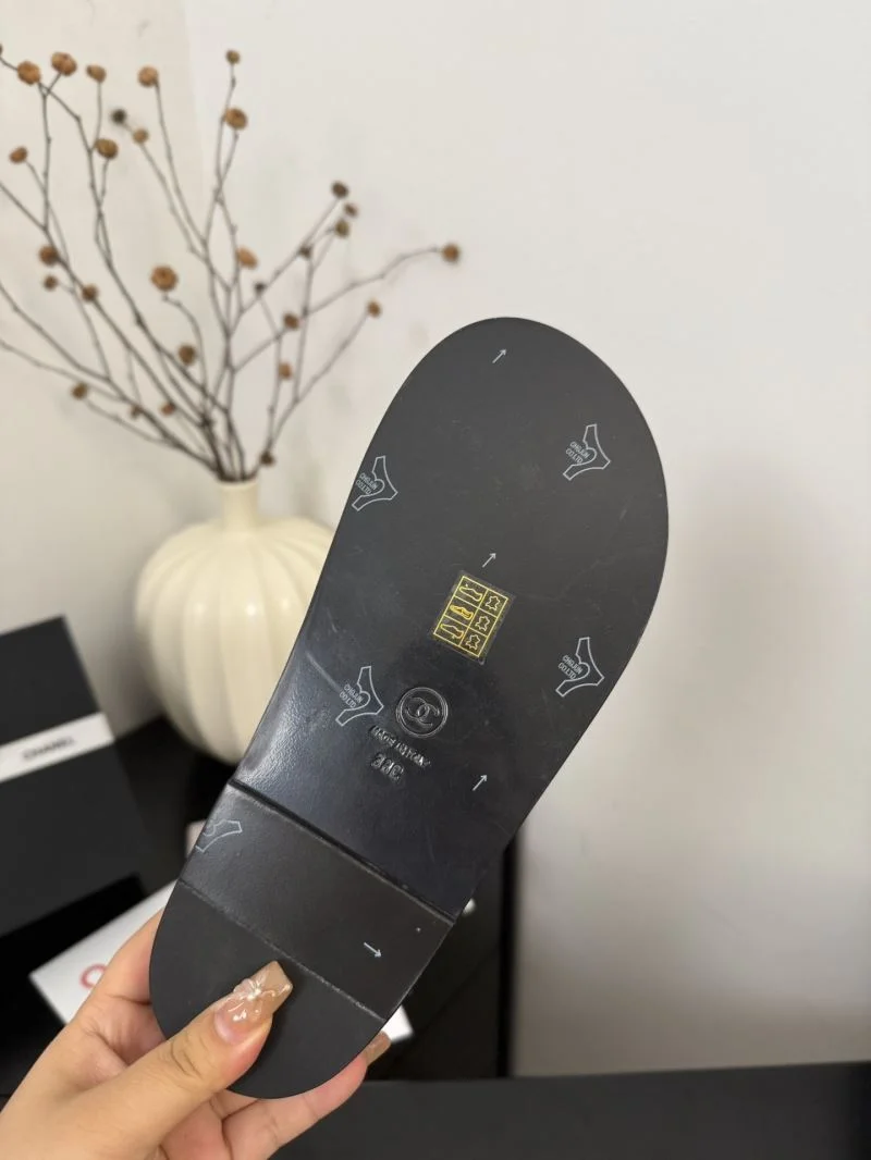 Packable Chanel Slippers 18676