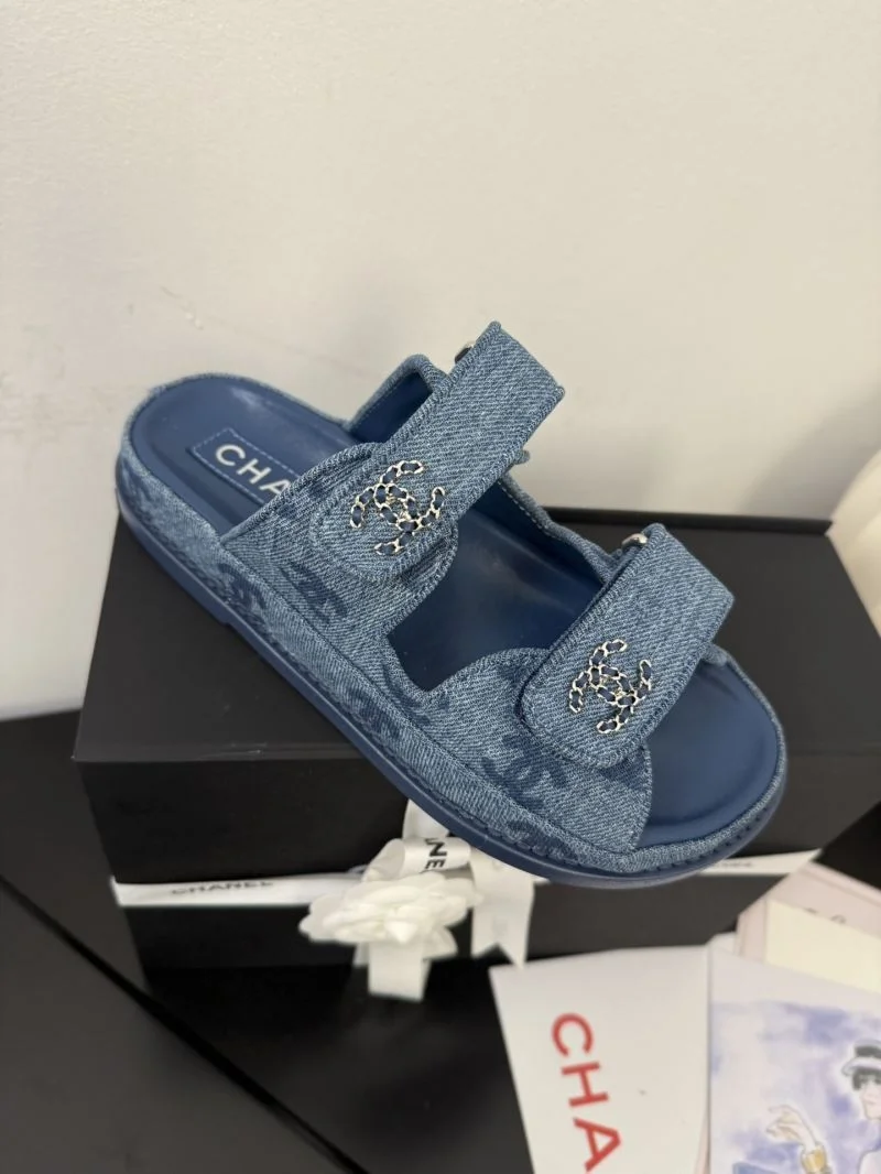 Chanel Slippers Modern 18621