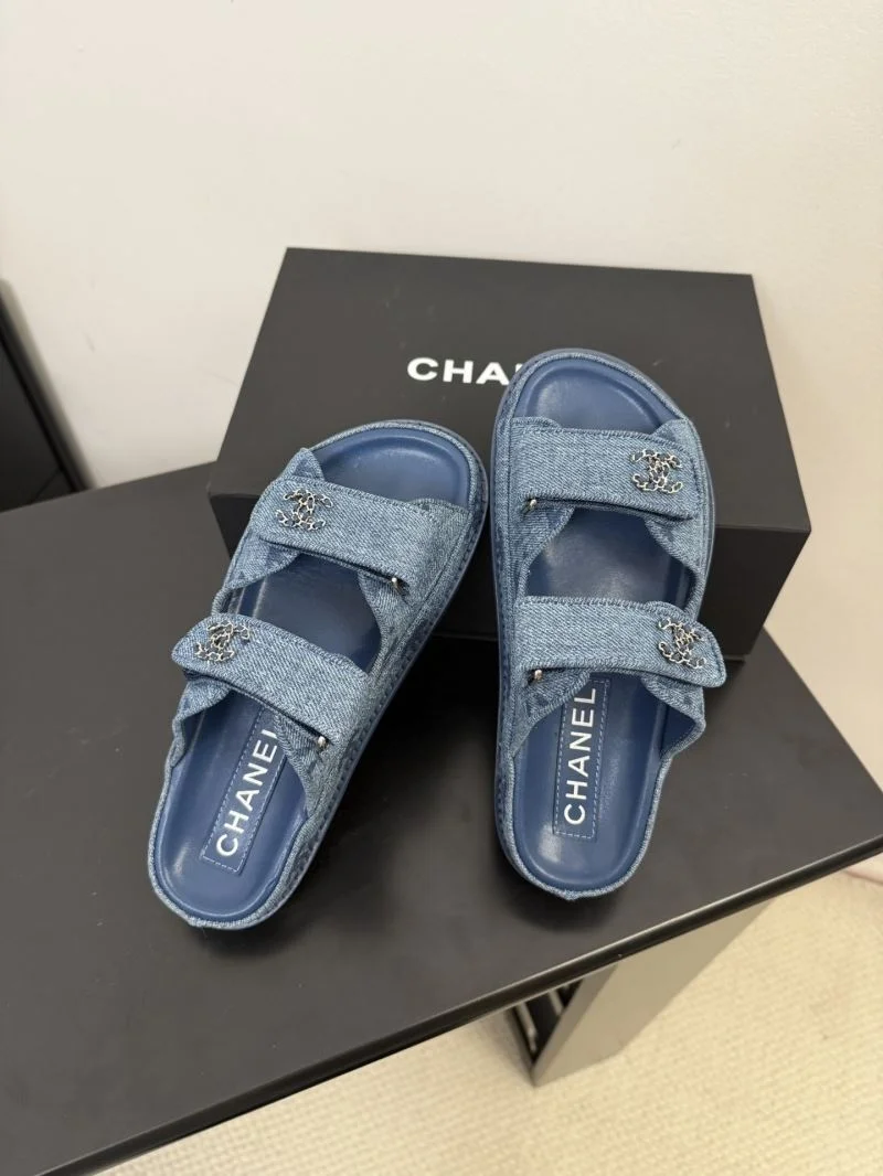 Chanel Slippers Modern 18621