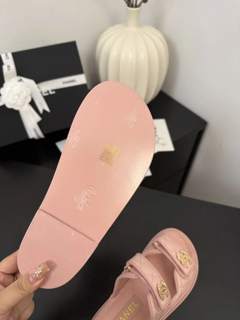Chanel Slippers Snug 18620