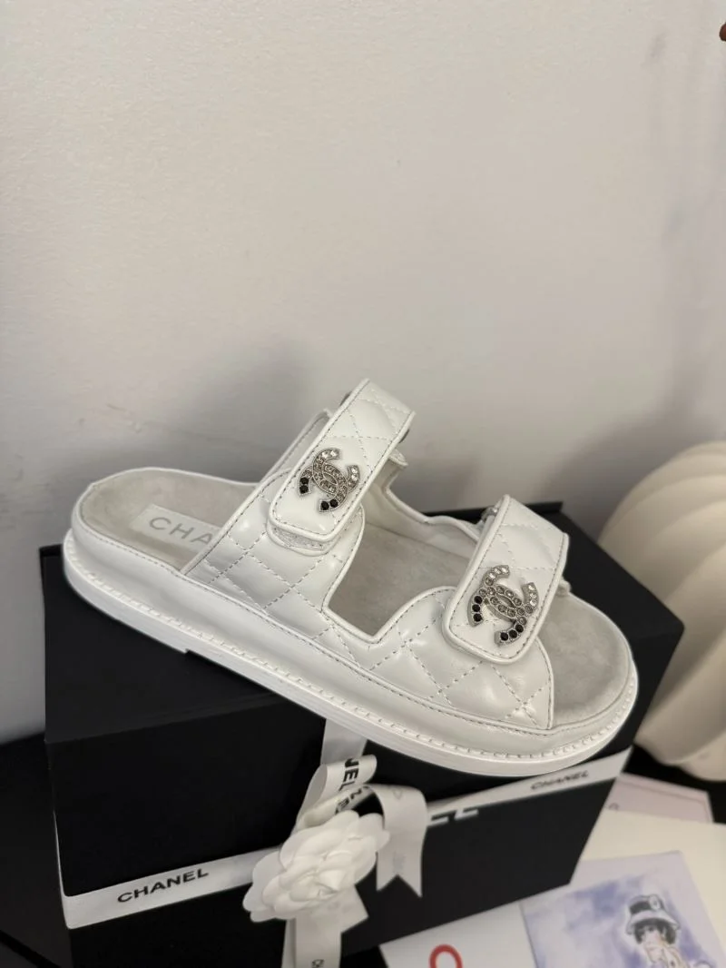 Comfortable Chanel Slippers 18615