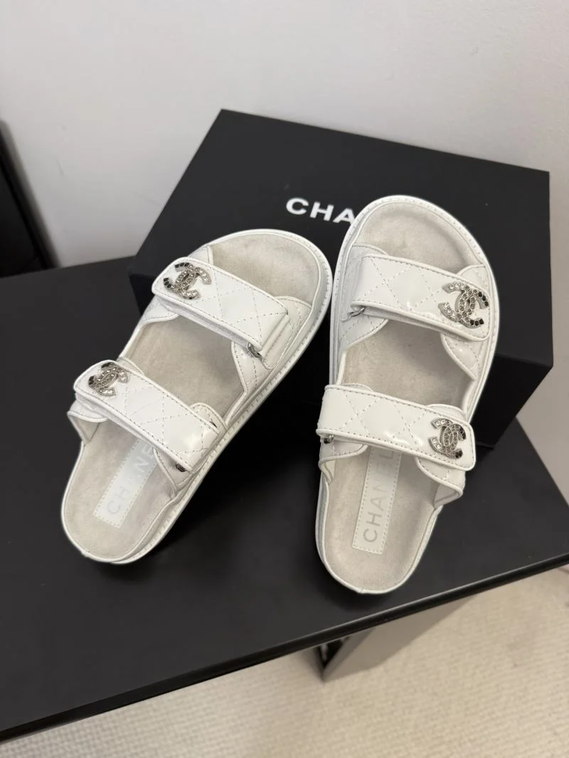Comfortable Chanel Slippers 18615